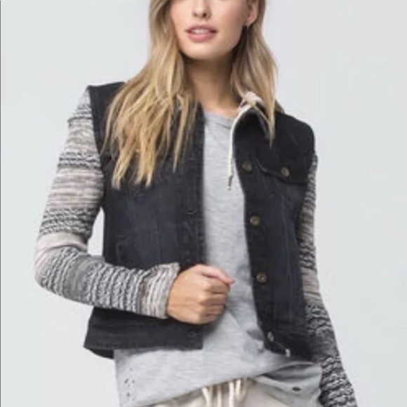 NEW! BILLABONG Nav This Jo - Denim Jacket - Small